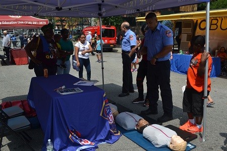 Picture of Public Safety showing how to resuscitate 